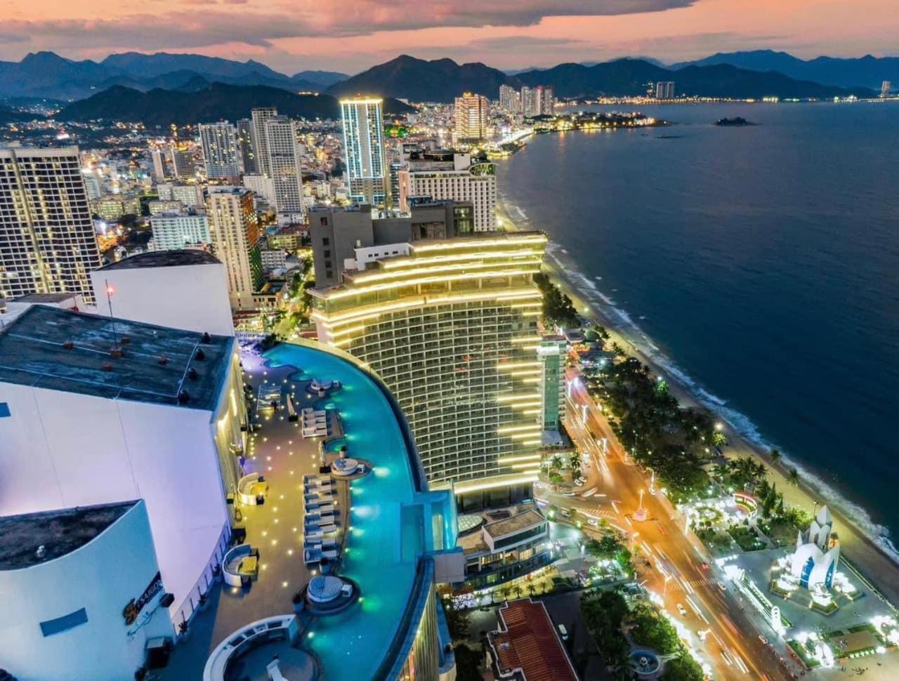 Oceanfront Panorama Residence Nha Trang Exteriör bild